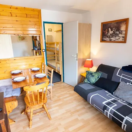 Confortable 4 Pers Au Coeur De Valfrejus Avec Balcon - Fr-1-265-353 Apartment